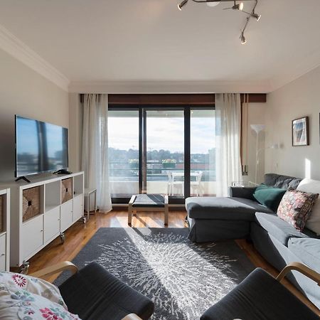 Lovelystay - Charming 3Br Flat W/ Free Parking In Devesas Віла-Нова-де-Гая Екстер'єр фото