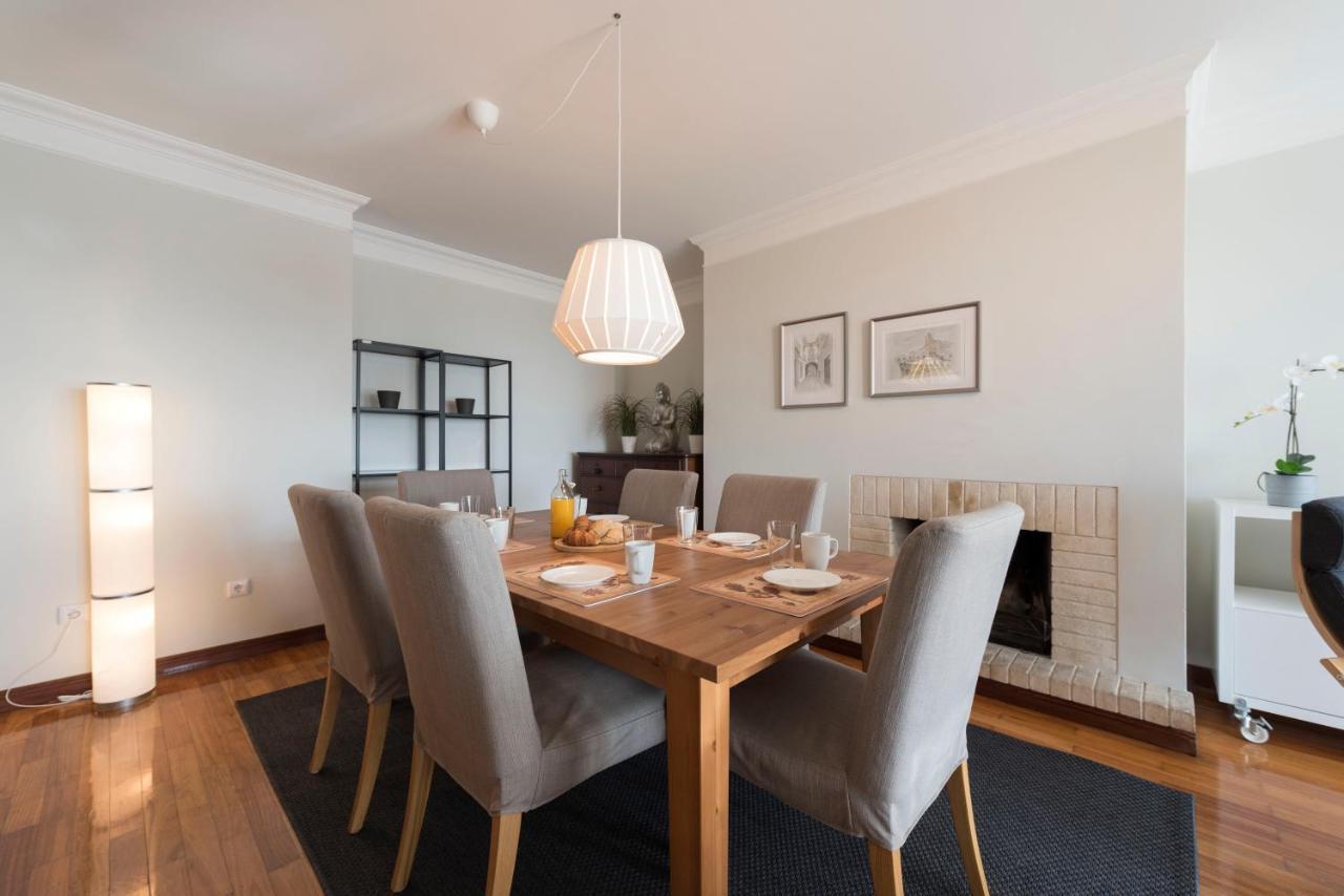 Lovelystay - Charming 3Br Flat W/ Free Parking In Devesas Віла-Нова-де-Гая Екстер'єр фото